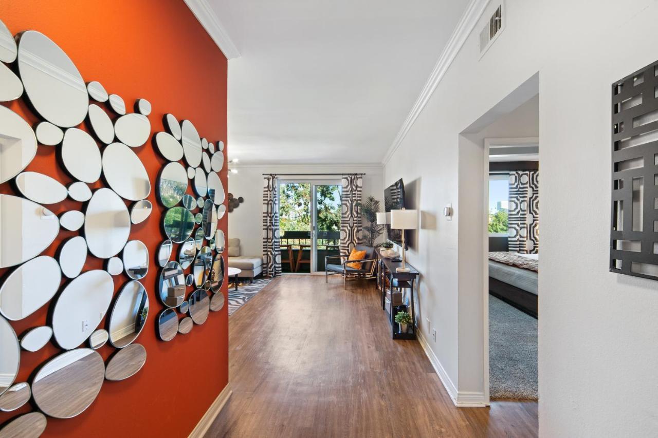 Beverly Hills 2 Bed 2 Bath Penthouse With Den And Parking 414 Los Angeles Esterno foto