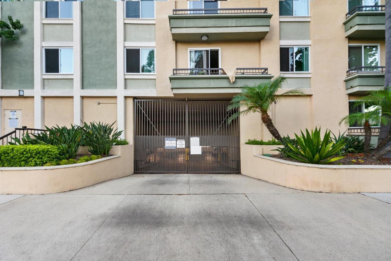 Beverly Hills 2 Bed 2 Bath Penthouse With Den And Parking 414 Los Angeles Esterno foto
