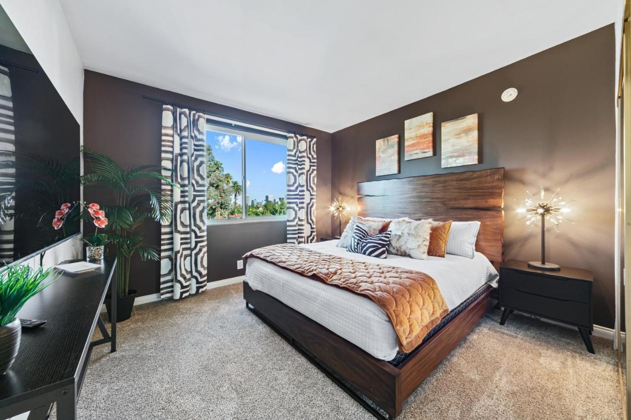 Beverly Hills 2 Bed 2 Bath Penthouse With Den And Parking 414 Los Angeles Esterno foto