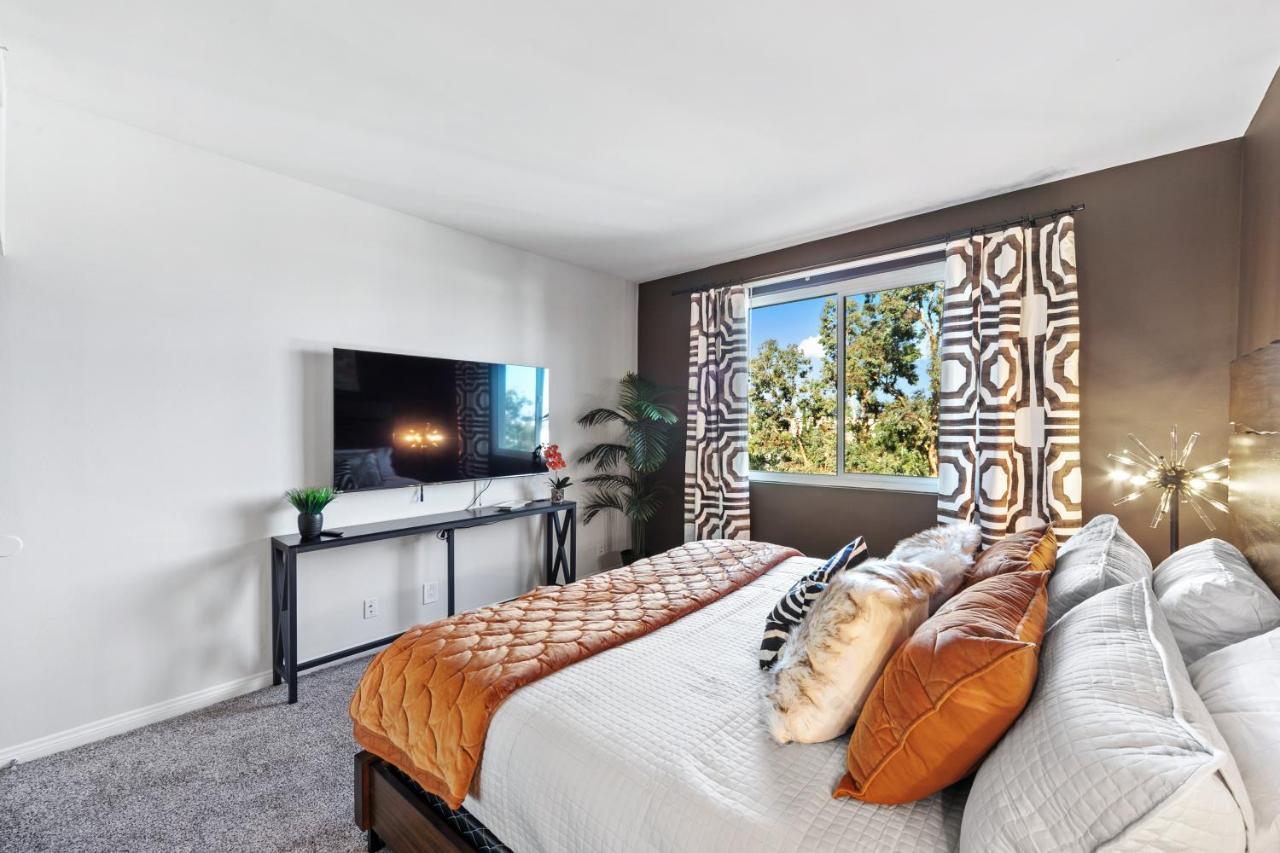 Beverly Hills 2 Bed 2 Bath Penthouse With Den And Parking 414 Los Angeles Esterno foto