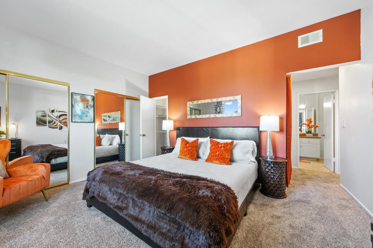 Beverly Hills 2 Bed 2 Bath Penthouse With Den And Parking 414 Los Angeles Esterno foto