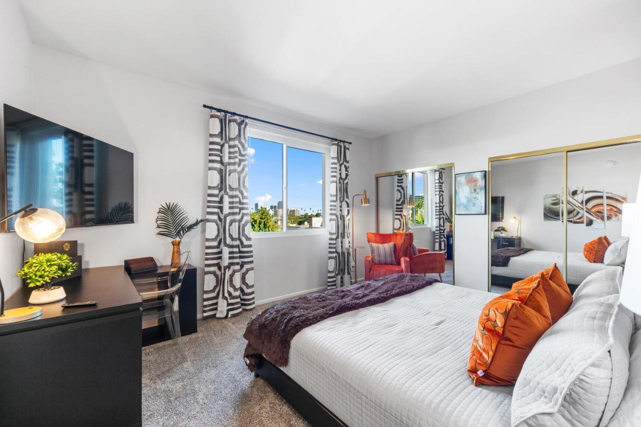 Beverly Hills 2 Bed 2 Bath Penthouse With Den And Parking 414 Los Angeles Esterno foto